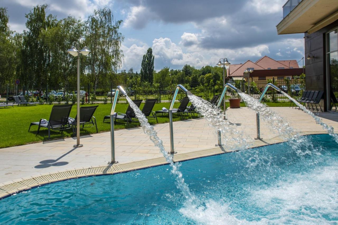 Balneo Hotel Zsori Thermal & Wellness Mezőkövesd Екстериор снимка